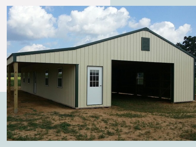 Строительство конюшен в Феодосии