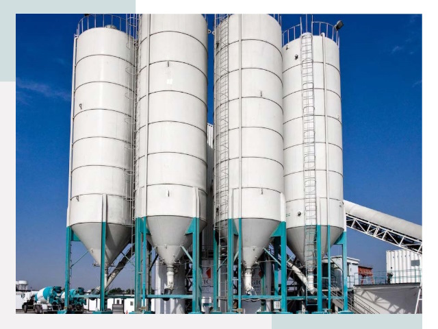 Строительство цементных силосов в Феодосии